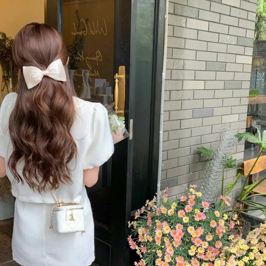 沙漠中的少年